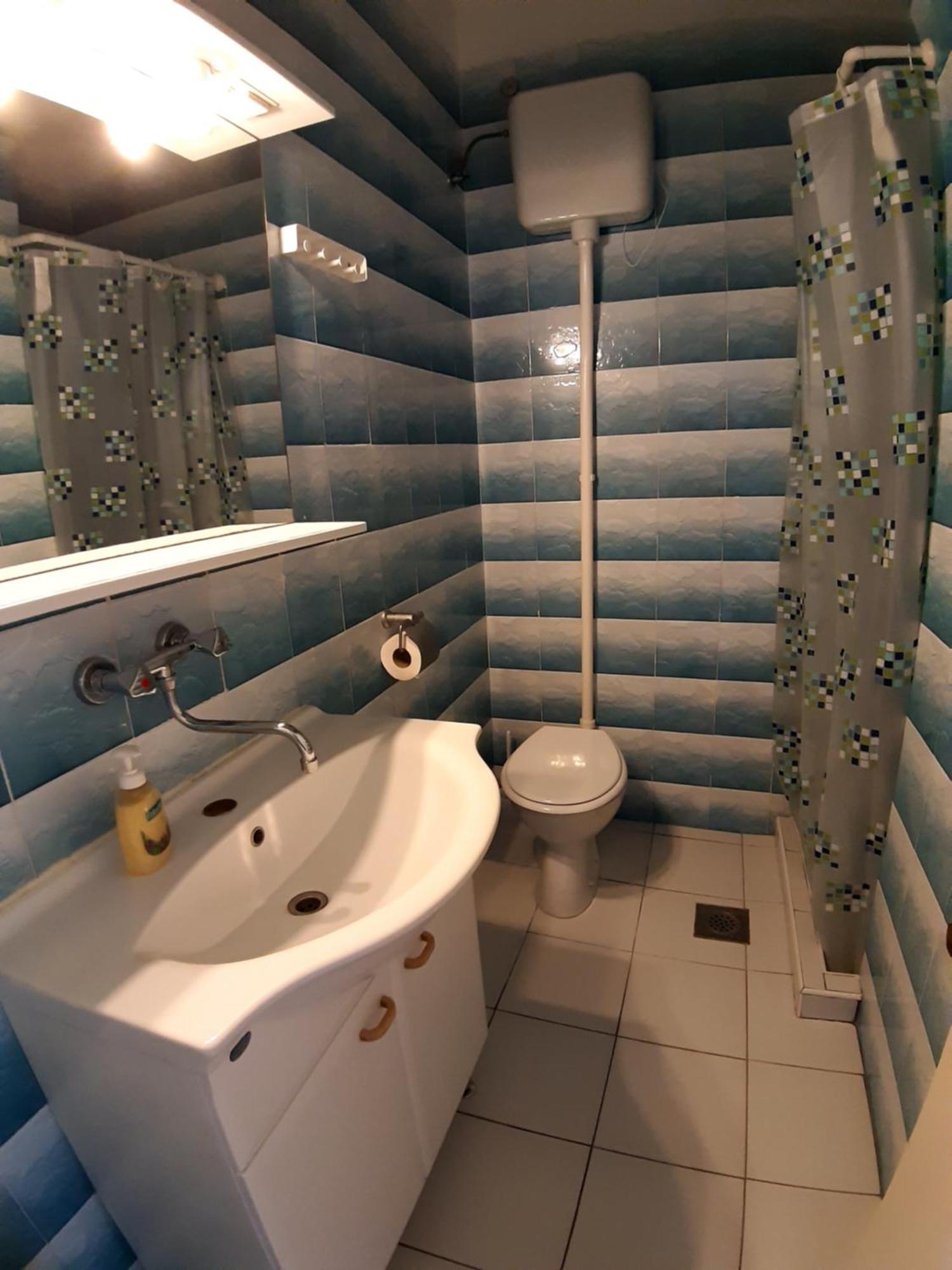 Trim Rooms And Apartments Loviste Bagian luar foto